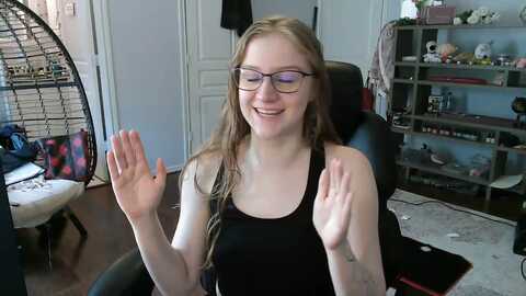 bunnydathug @ myfreecams on 20230918
