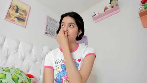 cherrycute666 @ myfreecams on 20230918