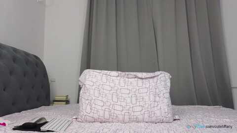 cutetiffanyx @ myfreecams on 20230918