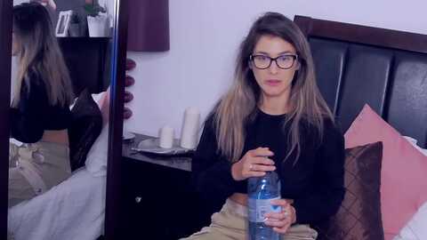 cyndyellis @ myfreecams on 20230918