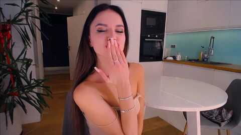 jennifermoris @ myfreecams on 20230918