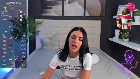 melanienolan @ myfreecams on 20230918