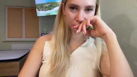 miss_sylvia @ myfreecams on 20230918