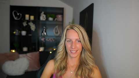 nikki__sexx__ @ myfreecams on 20230918