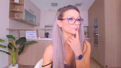 rainfairy @ myfreecams on 20230918