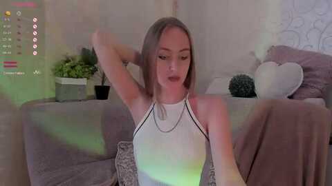 selenamir @ myfreecams on 20230918