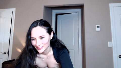 zoie_hz @ myfreecams on 20230918