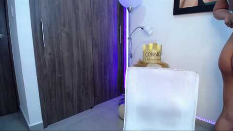 alexlions @ myfreecams on 20230919