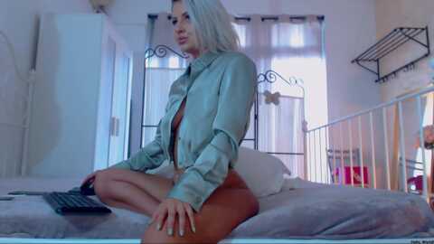 ammellyaxo @ myfreecams on 20230919