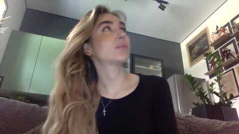 egoisticpuss @ myfreecams on 20230919