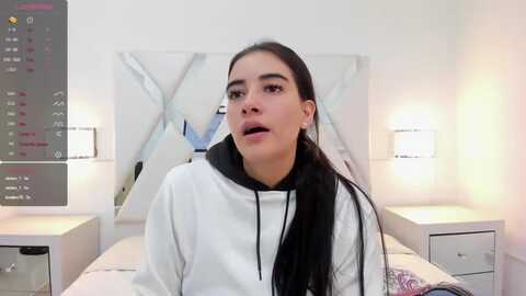 evelynowen1 @ myfreecams on 20230919