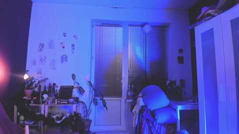 juby_yubi @ myfreecams on 20230919