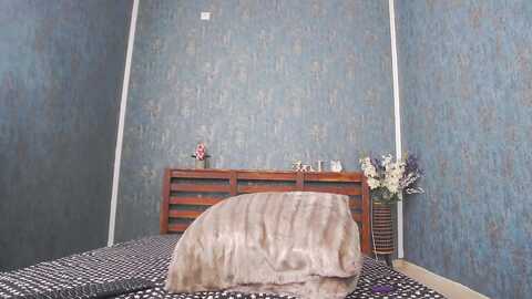 kairafantasy @ myfreecams on 20230919