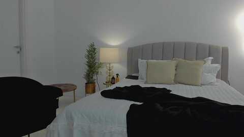 l_u_a_ @ myfreecams on 20230919