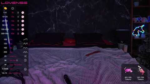 lunareeds @ myfreecams on 20230919