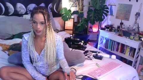 lunarlexbday @ myfreecams on 20230919