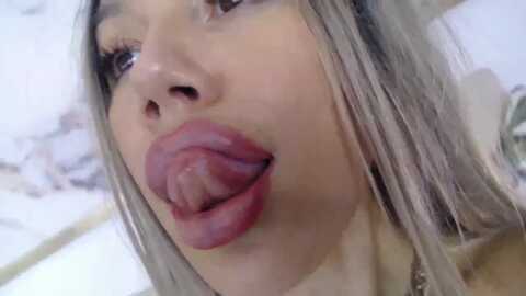 marrylouanne @ myfreecams on 20230919