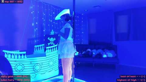 mollymeowz @ myfreecams on 20230919