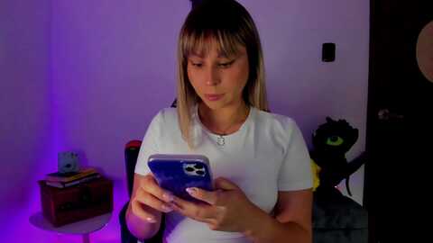 susybale @ myfreecams on 20230919