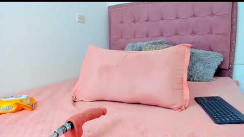 barbie_tharaa @ myfreecams on 20230920