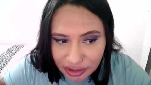 chloe_222 @ myfreecams on 20230920