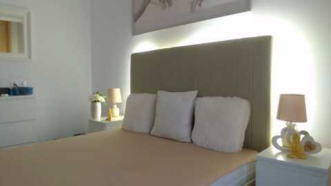 hrystina_ @ myfreecams on 20230920