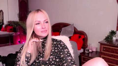 libby_nora @ myfreecams on 20230920