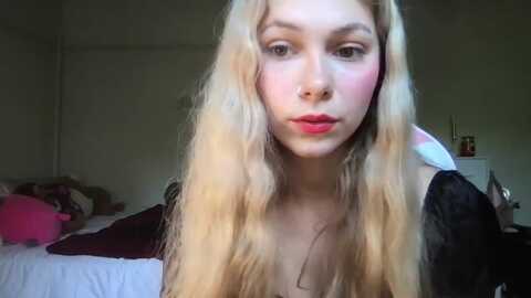 lolypopbubble @ myfreecams on 20230920