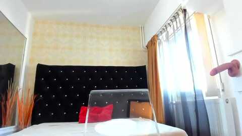 arianaskysexx @ myfreecams on 20230921