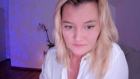 fire_ice_emma @ myfreecams on 20230921