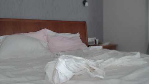 golden_teaser @ myfreecams on 20230921