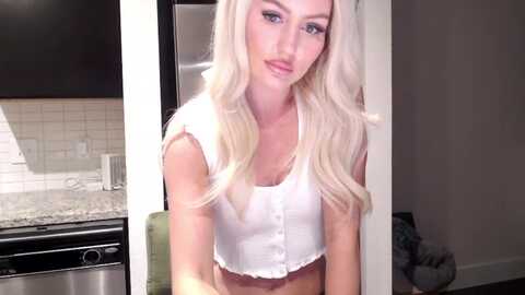 officialelsa @ myfreecams on 20230921