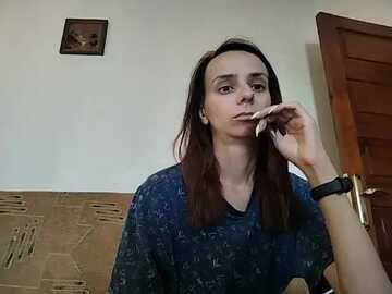 sunnylarisa @ myfreecams on 20230921