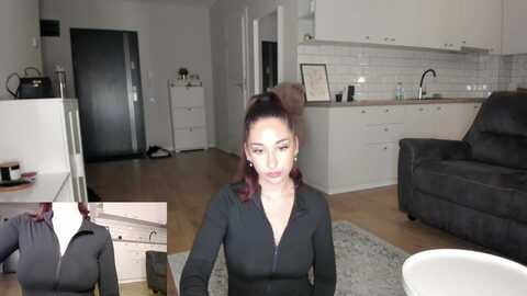 whoiscataleya @ myfreecams on 20230921