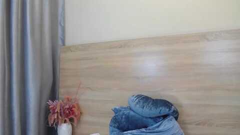 zofia_zozo @ myfreecams on 20230922