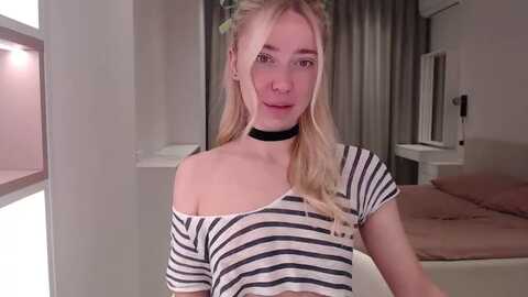 elizabeth_pi @ myfreecams on 20230923