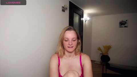 marieandrea @ myfreecams on 20230923