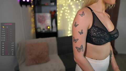 nicoletteshea @ myfreecams on 20230923