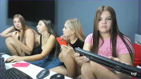 stefaninell @ myfreecams on 20230923