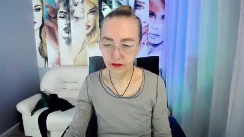 greybunny @ myfreecams on 20230924