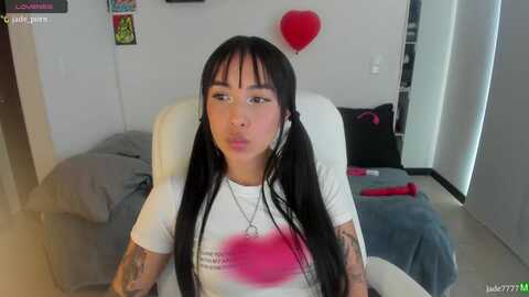 jade7777 @ myfreecams on 20230924