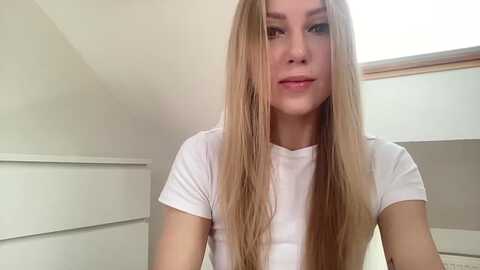 magicelfie @ myfreecams on 20230924