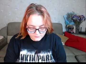 piercinggirl_ @ myfreecams on 20230924