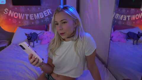 snowkitty @ myfreecams on 20230924