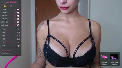 yourgirl_m @ myfreecams on 20230924