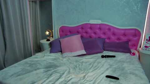 arianapetite @ myfreecams on 20230925