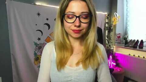 heidiflower @ myfreecams on 20230925