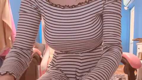 hotcafedelina @ myfreecams on 20230925