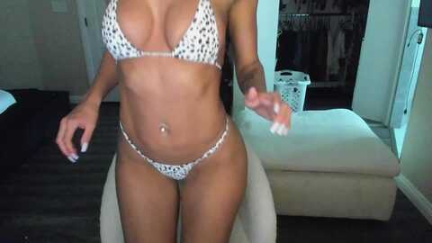 kylienicole @ myfreecams on 20230925