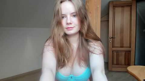 lana_kitty20 @ myfreecams on 20230925